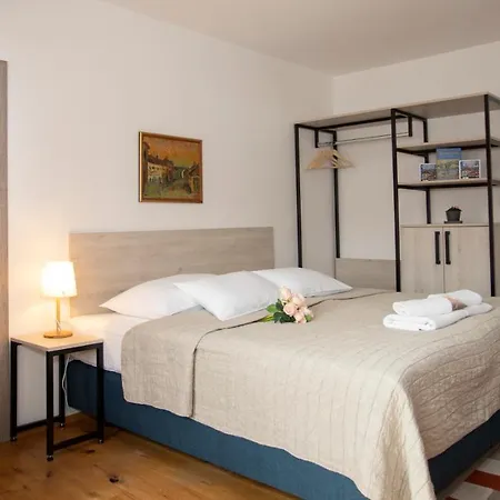 Fani&rozi krevet i doručak