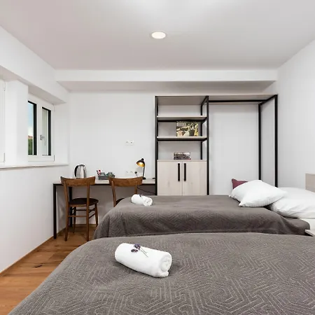 Fani&rozi krevet i doručak